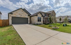 236 Colonel Mcnally Loop, Jarrell, TX 76537