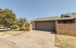 716 Stonecroft Circle, Edmond, OK 73034