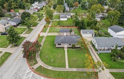 483 Myra Drive, Chardon, OH 44024