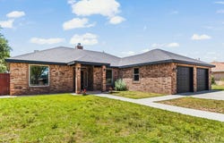 806 SW 7th St, Seminole, TX 79360