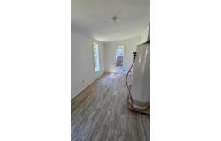 524 W Broadus Avenue, Fort Worth, TX 76115