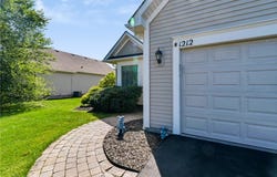 1212 Waterbrook Crossing, Webster, NY 14580