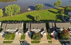 1711 W River Street, Dixon, IL 61021
