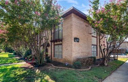 1821 E Grauwyler Road, Irving, TX 75061