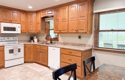 1105 S Marshall St, Rock Rapids, IA 51246