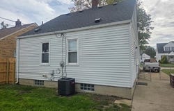 8059 Coolidge Road, Center Line, MI 48015