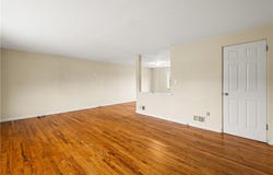 329 Macassar Dr, Baldwin Boro, PA 15236