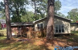 182 Woodland Hills Drive, Ozark, AL 36360
