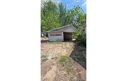 214 S Grand Avenue, Eldon, MO 65026