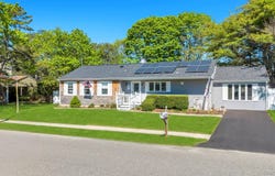 729 Ent Avenue, Westhampton, NY 11978