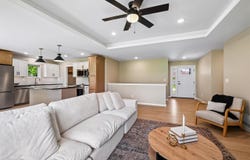 104 5th Ave Ct, Coggon, IA 52218