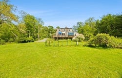 232 County Rd, Bourne, MA 02532