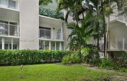 240 Galen Dr, Key Biscayne, FL 33149