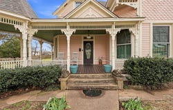 306 E Tarrant Street, Bowie, TX 76230