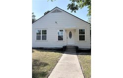 723 E Blackshear Street, Navasota, TX 77868