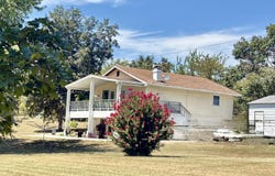 4 Cedar Street, Greenfield, MO 65661