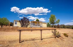 12815 Umtali Road, Tehachapi, CA 93561