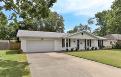 2504 S Mccann Avenue, Springfield, MO 65804