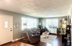 3721 Queen Anne Avenue, Quincy, IL 62305-4753