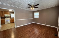 718 Summers St, Hinton, WV 25951