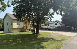 508 10th St, Valley Falls, KS 66088