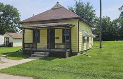 212 E Webster Street, Osceola, IA 50213