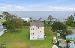 450 Pearson Circle, Newport, NC 28570