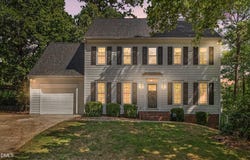 203 Silvercliff Trail, Cary, NC 27513