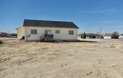 2001 Maple St, Ellis, KS 67637