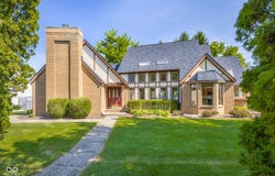 1058 Junco Drive, Columbus, IN 47203