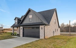 1509 Chardonnay Way, Berea, KY 40403
