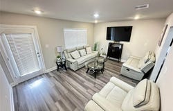 203 South 5th Street, Highlands, TX 77562