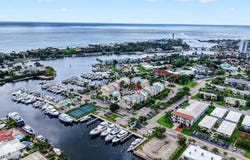 2860 Marina Circle, Lighthouse Point, FL 33064