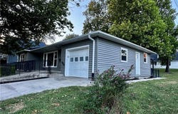 203 W 11th Street, Maryville, MO 64468