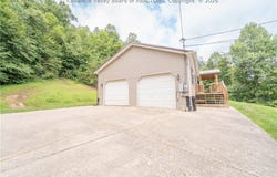 190 Bomont Road, Bomont, WV 25030
