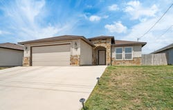 1149 W Cantu, Del Rio, TX 78840