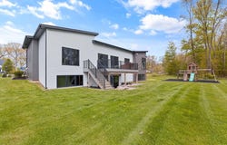 50824 Brownstone Drive, Granger, IN 46530