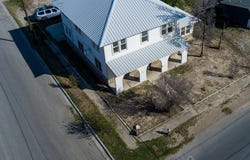 300 E 3rd, Del Rio, TX 78840