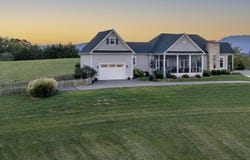 35 Cora Ln, Lexington, VA 24450