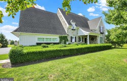 640 SNYDER Road, LITITZ, PA 17543