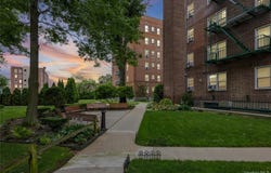 22 Mulford, Hempstead, NY 11550