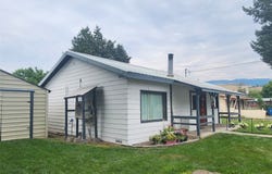 804 S 1st Avenue, Plains, MT 59859