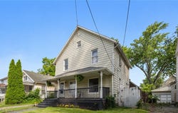 637 Dewey Avenue, Elyria, OH 44035