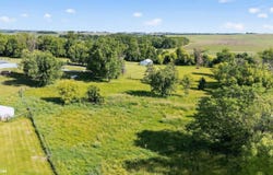 Parker Ave, Marshalltown, IA 50158