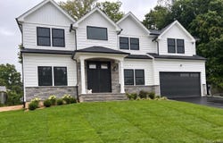 7 Otsego Place, Jericho, NY 11753