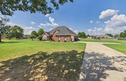 344 Sandstone Circle, Caledonia, MS 39740