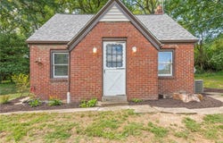 215 Brookside Blvd, Pittsburgh, PA 15241