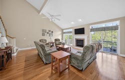 417 Briar Brook Run, Fayetteville, NY 13066