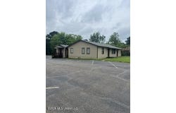 3823 S Siwell Road, Jackson, MS 39212