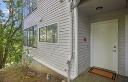 48 EAGLE CREST Dr, LakeOswego, OR 97035
